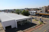 A penthouse room in downtown Bloemfontein -  Apartamentos vacacionales