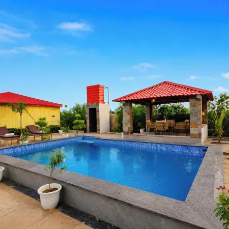 Alaya Stays Royal Green Farm 2BHK W Pool