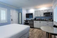 Crane's Beach House Boutique Hotel & Luxury Villas - balcony