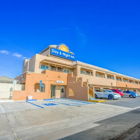 Day & Night Inn