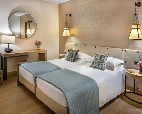 Starhotels Metropole Hotels near Vatican Museums