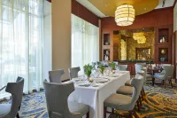 Renaissance Montgomery Hotel & Spa at the Convention Center - parking