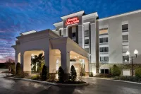 Hampton Inn & Suites Lanett - West Point - 2-Star