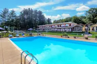 Half Moon Motel & Cottages - 2 Sao