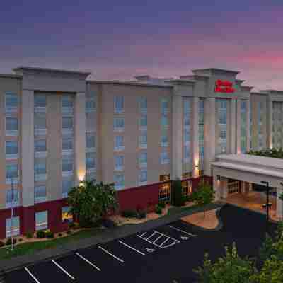 Hampton Inn & Suites Durham/North I-85 Hotel Exterior