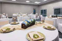 Holiday Inn Express & Suites MADISON by IHG - 3 stelle