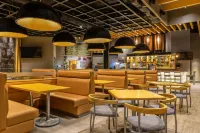蒙特雷機場福朋喜來登酒店 - 早餐