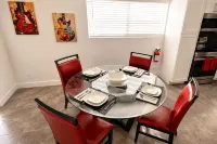 3Br Guitar House + Poker Lounge Near Hard Rock - 4-Star