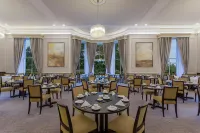 Oatlands Park Hotel - breakfast