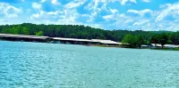 Spacious Double Loft Cabin Near Lake Greeson Pet-Friendly– Sleeps 8 - 3 étoiles