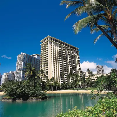 Hilton Grand Vacations Club at Hilton Hawaiian Village - Lgn Tower - Mountain view