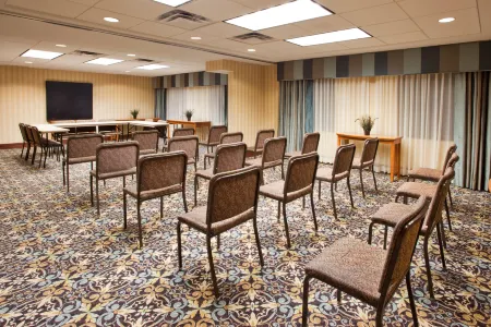 Sonesta ES Suites Atlanta Perimeter Center Отели рядом с достопримечательностью «Периметр Молл»