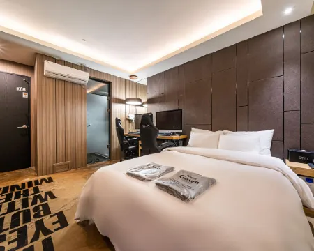 อันซาน บูติก โฮเทล เรเนียล โรงแรมในอันซัน