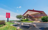 Red Roof Inn Cleveland - Independence Hotels near Cuyahoga Valley Preservation & Scenic Railway Association