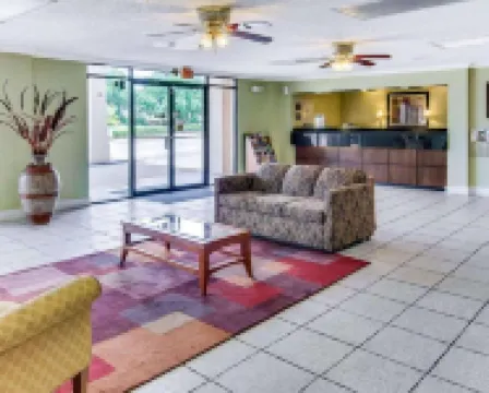 德克薩斯州特克薩卡納的Motel 6