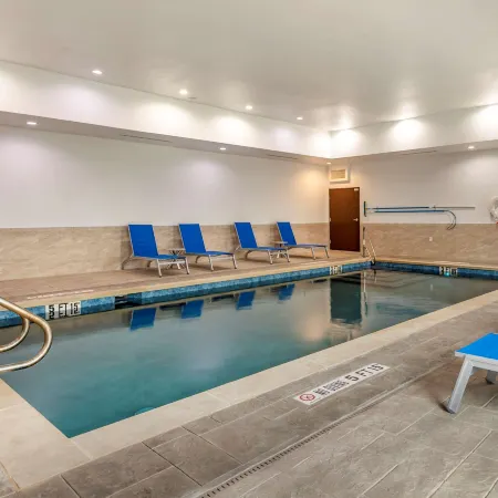 Comfort Suites