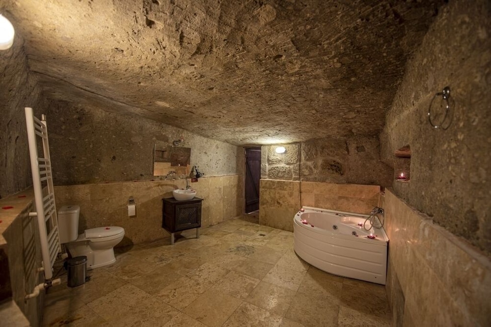 Cappadocia Antique Gelveri Cave Hotel