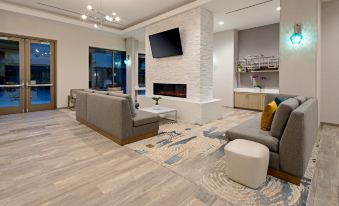 Staybridge Suites Long Beach Airport