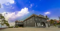 Hotel Piccadily Raipur