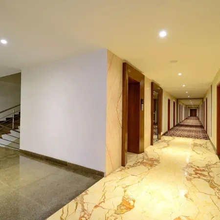 Hotel le Roi Raipur at Raipur Railway Station