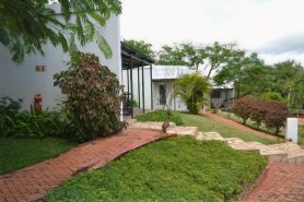 Tambuti Lodge