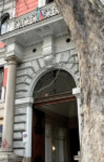 ซีซา พาเลซ - บีแอนด์บี โรงแรมใกล้วิลลา Villa Torlonia