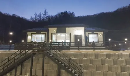 Jinan Jisangnagwon Pension Отели в г. Чинан