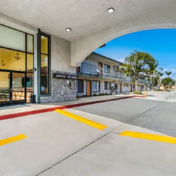 Hotel Hacienda at Ontario Ranch