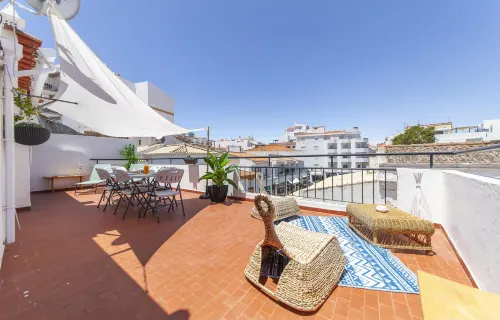 O 03 - Bedroom 3 in São Gonçalo Central Guesthouse - Pensions