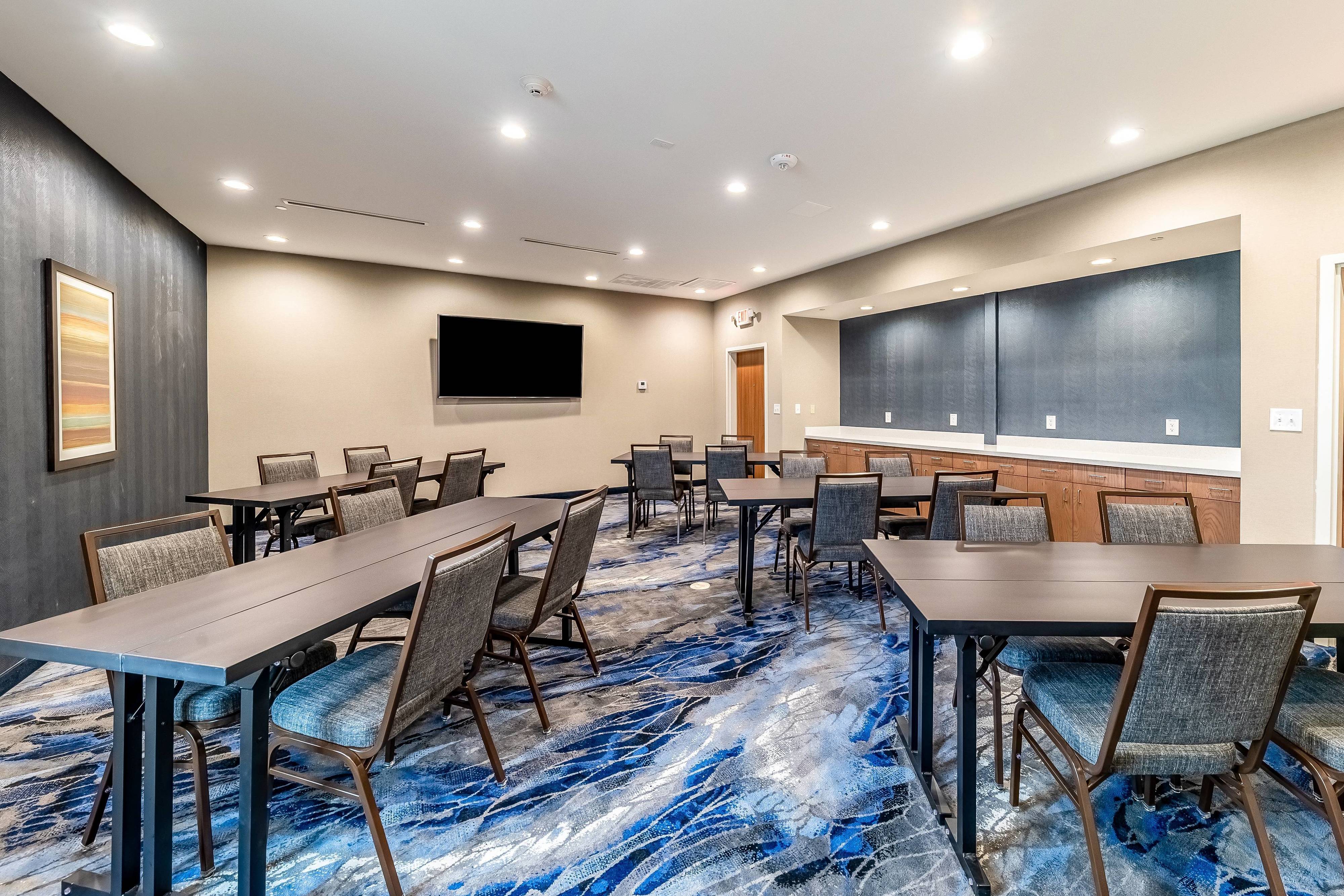 Fairfield Inn & Suites by Marriott Gainesville I-35