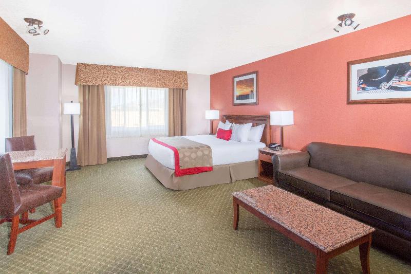 Ramada by Wyndham Elko Hotel at Stockmen's Casino