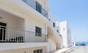 Sole Mare Seaside Apartments