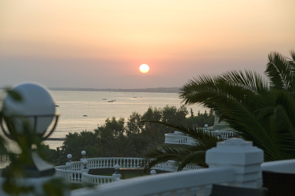 Crystal Sunrise Queen Luxury Resort & Spa - All Inclusive