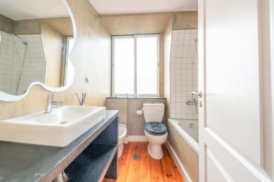 Other Guestready - Bright & Spacious 2-Bed Apt with Rooftop Terrace in Alcântara Photo