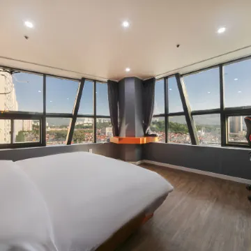 Changwon Sangnam-Dong Hotel the Way