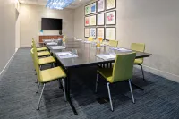 Holiday Inn Express & Suites Murrieta - Temecula Hotels in Murrieta