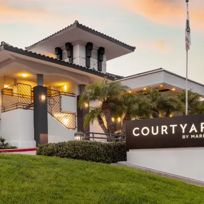 Courtyard San Diego Del Mar/Solana Beach Hotels near Del Mar