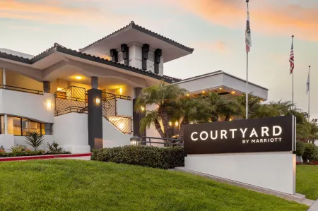 Courtyard San Diego Del Mar/Solana Beach Отели в г. Солана Бич