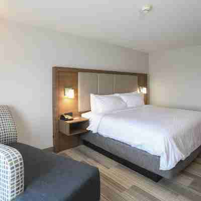 Holiday Inn Express & Suites Richwood - Cincinnati South Rooms