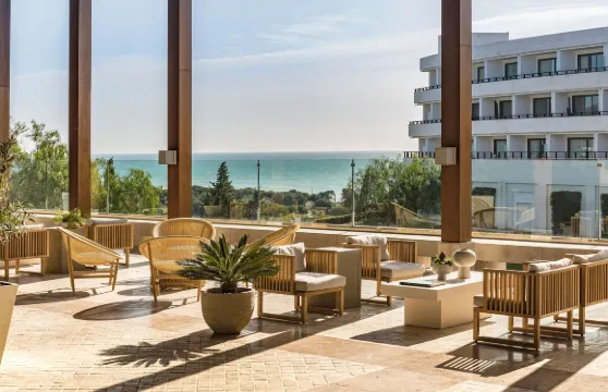 錫切斯歐洲之星酒店