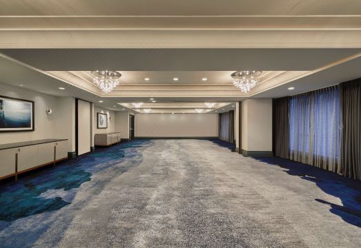 호텔 1000, LXR 호텔 & 리조트 외관