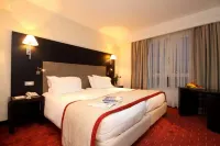 Golden Tulip El Mechtel Hotels in Omrane