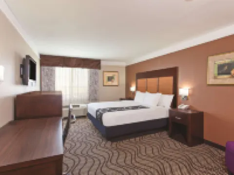 La Quinta Inn & Suites by Wyndham Hesperia Victorville Hotels in Hesperia