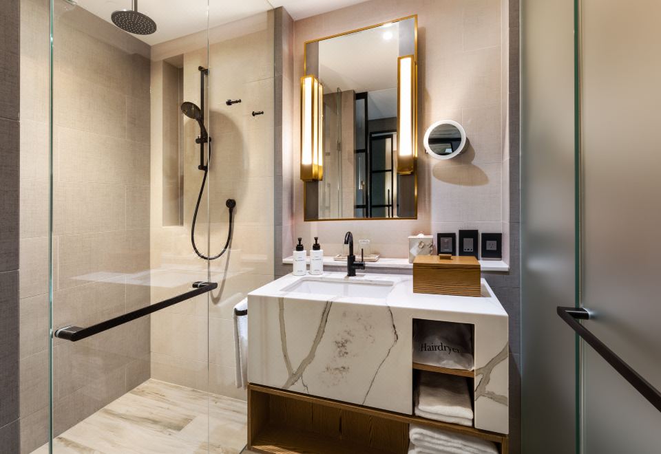 InterContinental Perth City Centre의 쾌적한 객실 내부