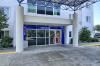 Motel 6 Portsmouth, NH - pantai