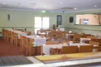 Heritage Resort Hotels in Trunding