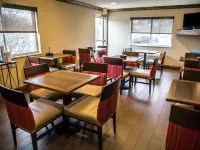 Quality Inn & Suites Hotels in Bradford