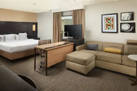 Residence Inn Irvine Spectrum Отели рядом с достопримечательностью «Университет Калифорния, Ирвайн Дивижен оф Контининг Эдьюкейшен»