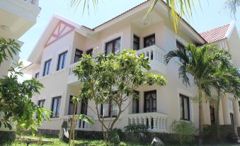 GM Doc Let Beach Resort & Spa