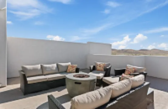 紅屋頂沙漠瀉湖74號